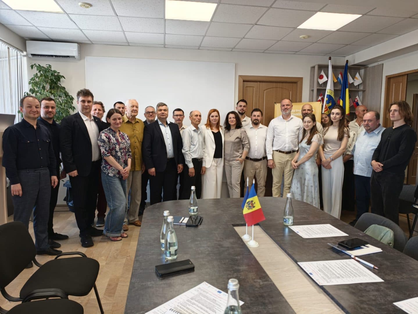EDIH Digital Innovation Hub of Moldova își extinde rețeaua de parteneriate printr-un nou acord de cooperare cu organizații din Republica Moldova și România — 3